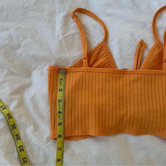 H&M crop top - Picture 4 of 5